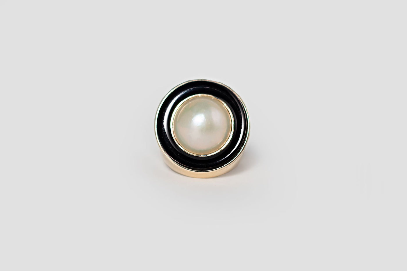 Retro Pearl Ring - Black Enamel