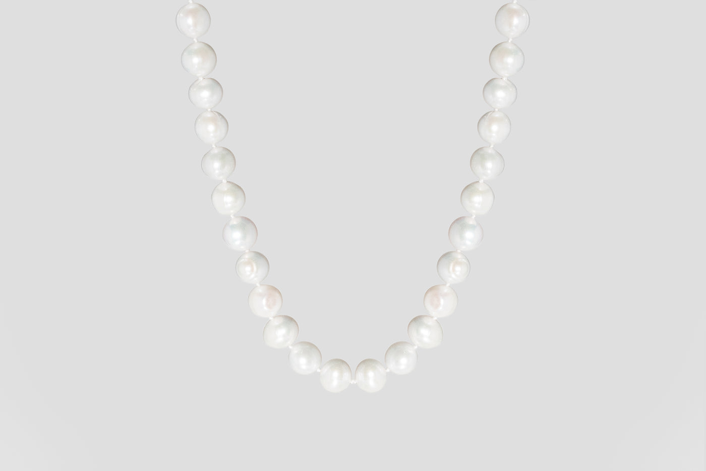 White Round Fresh Water Pearl Necklace