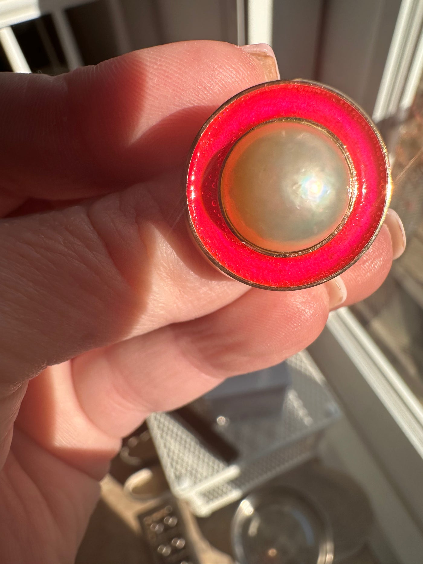 Retro Pearl Ring - Black Enamel
