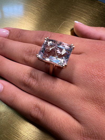 20ct Pink Kunzite Cocktail Ring - 10k Rose Gold