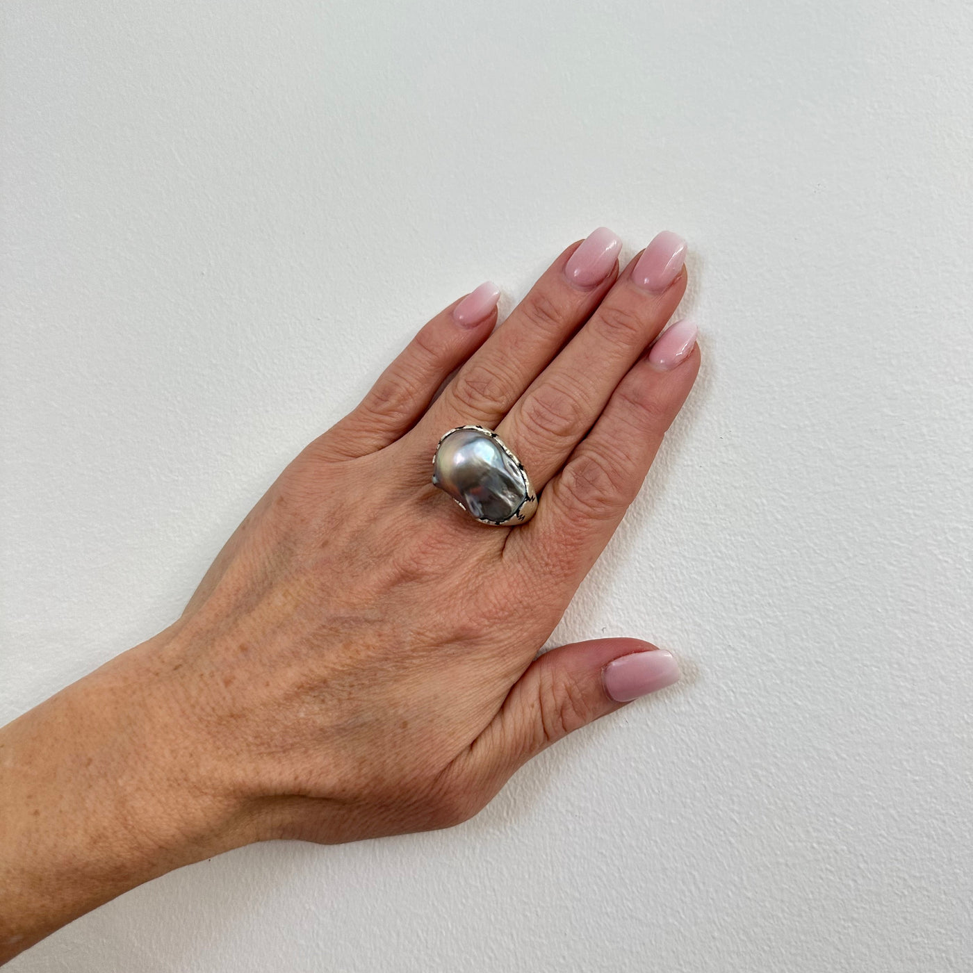 Baroque ‘Wave’ Pearl Ring - Purple/Silver