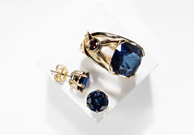 10ct Cornflower Sapphire Ring - 14k Yellow Gold