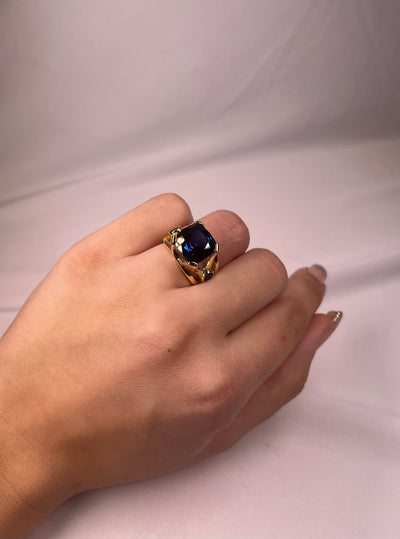 10ct Cornflower Sapphire Ring - 14k Yellow Gold