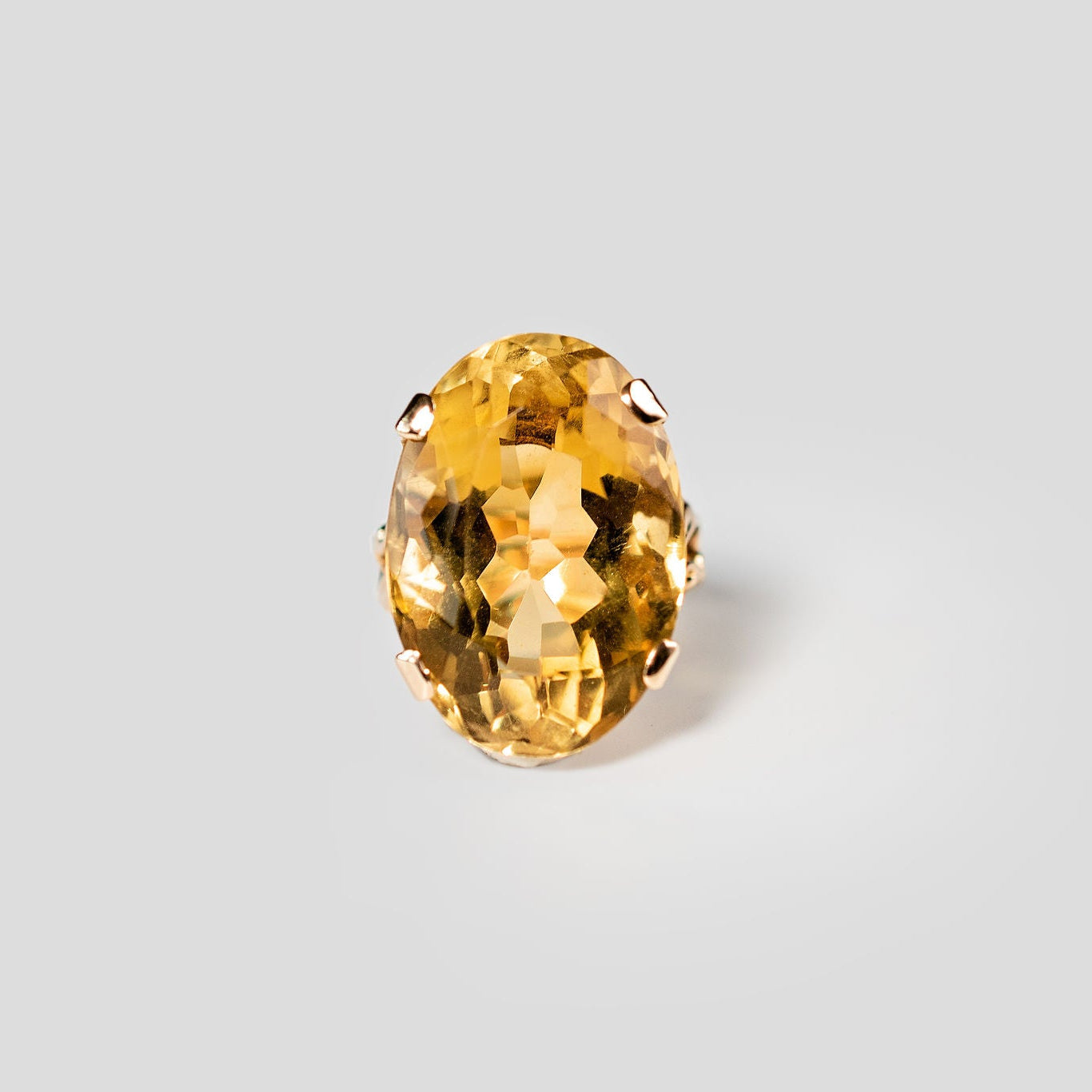 26ct Pinky Ring Citrine - 10k Gold