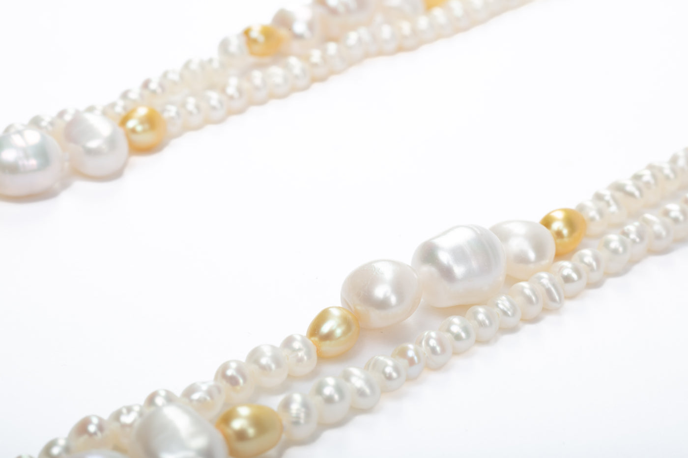 Paris Pearls - White & Gold