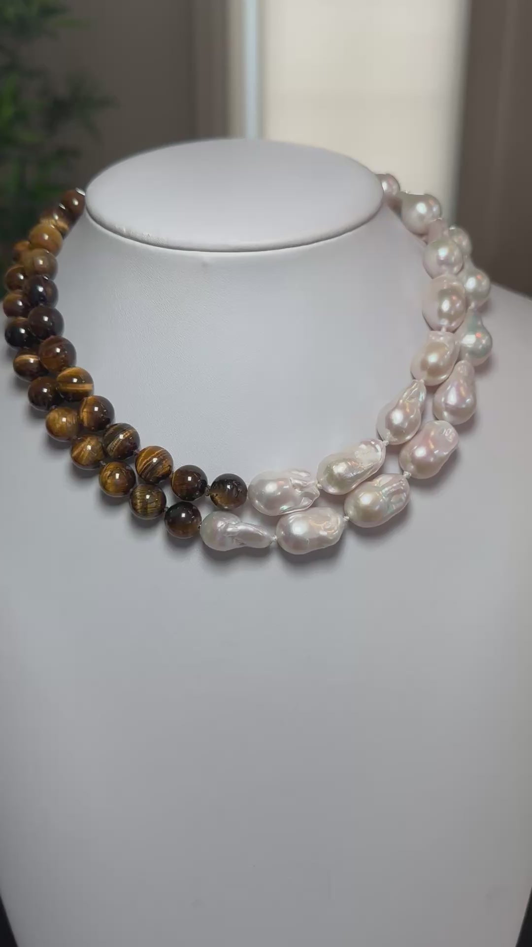 Half Tiger - Baroque Pearl Necklace 18 inch