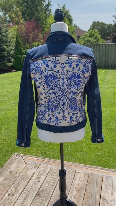 Blue Flower Cream Scarf Jean Jacket - M