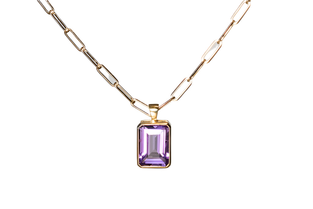 12ct Iris Purple Amethyst Pendant & Paperclip Chain - 14k Gold